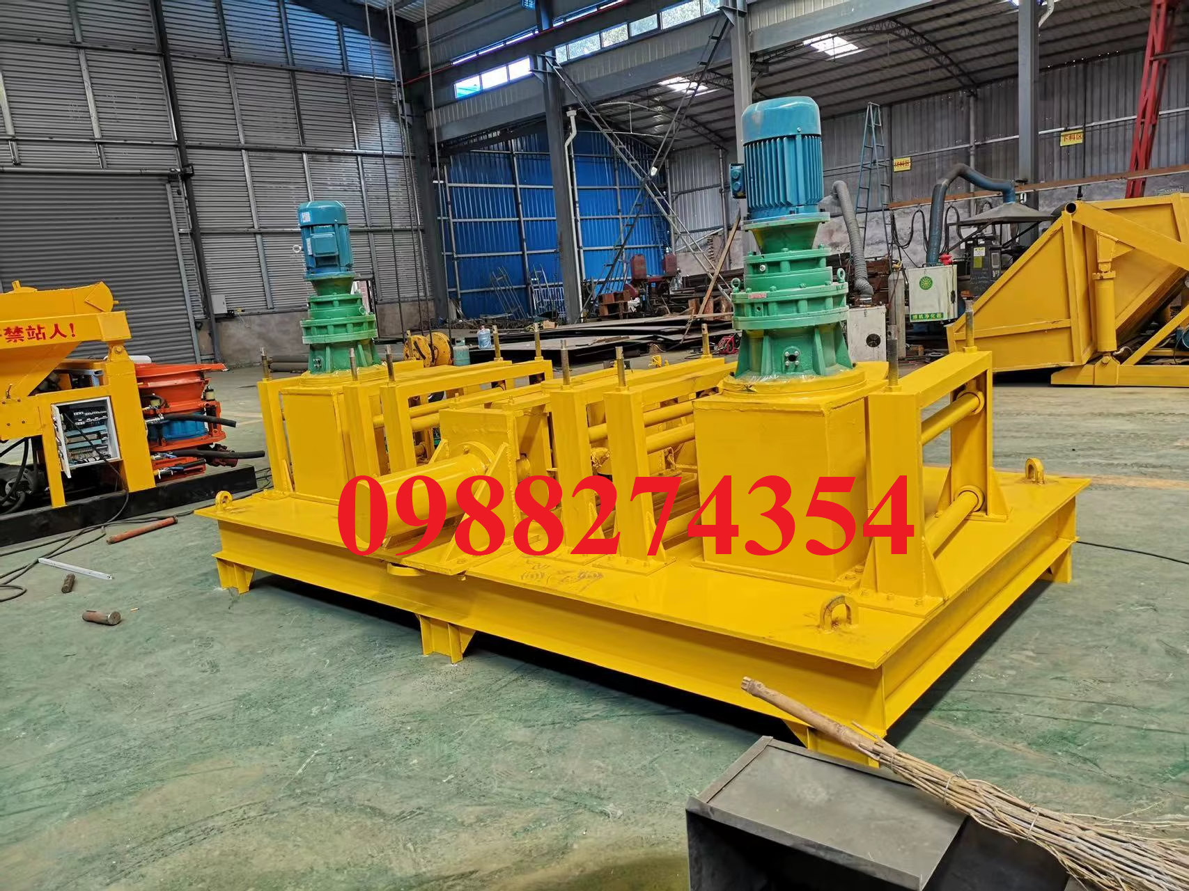 Máy uốn thép hình H200. máy uốn vì vòm hầm Máy uốn thép hình H200. máy uốn vì vòm hầm